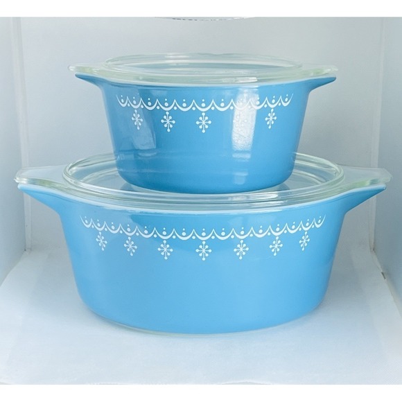 Vintage PYREX Blue SNOWFLAKE GARLAND 473 And 475 Casserole Dish Bowl &Lids - Picture 2 of 2